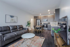 Cozysuites l Luxe 2BR in Downtown Cincinnati #4